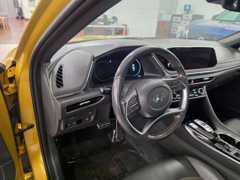 Used 2020 Hyundai Sonata SEL Plus w/ Tech Package FWD image 9