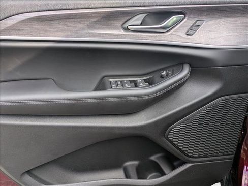 New 2025 Jeep Grand Cherokee L Limited w/ Trailer Tow Package image 17