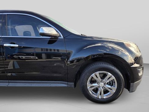 Used 2017 Chevrolet Equinox LS image 27