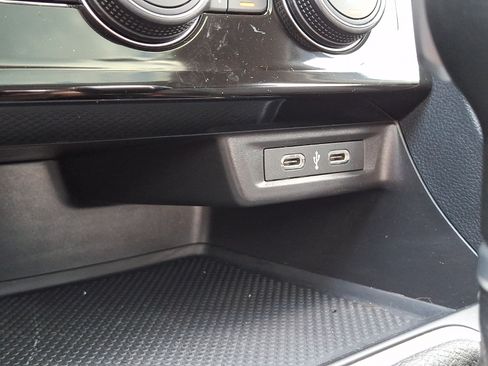 Certified 2024 Volkswagen Jetta SE FWD image 24