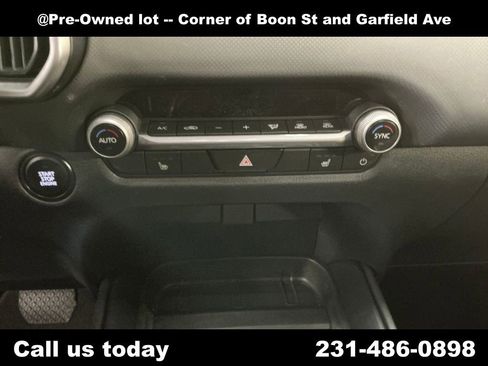 Used 2025 MAZDA CX-50 AWD 2.5 S w/ Preferred Package image 18