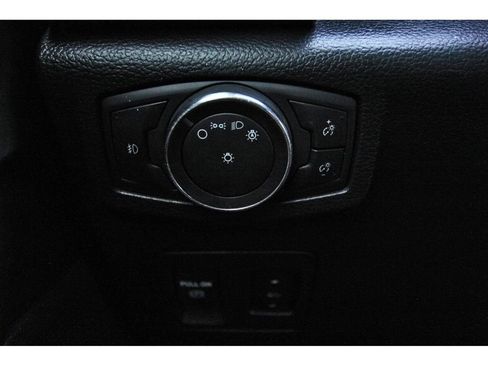 Used 2019 Ford Expedition Limited w/ Equipment Group 301A RWD image 19
