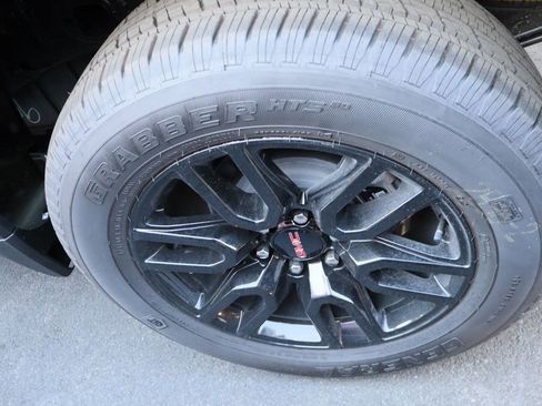 New 2025 GMC Sierra 1500 Pro w/ Graphite Edition image 16