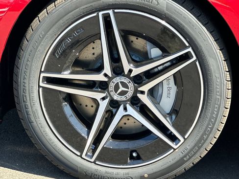 New 2025 Mercedes-Benz C 300 4MATIC Sedan image 30