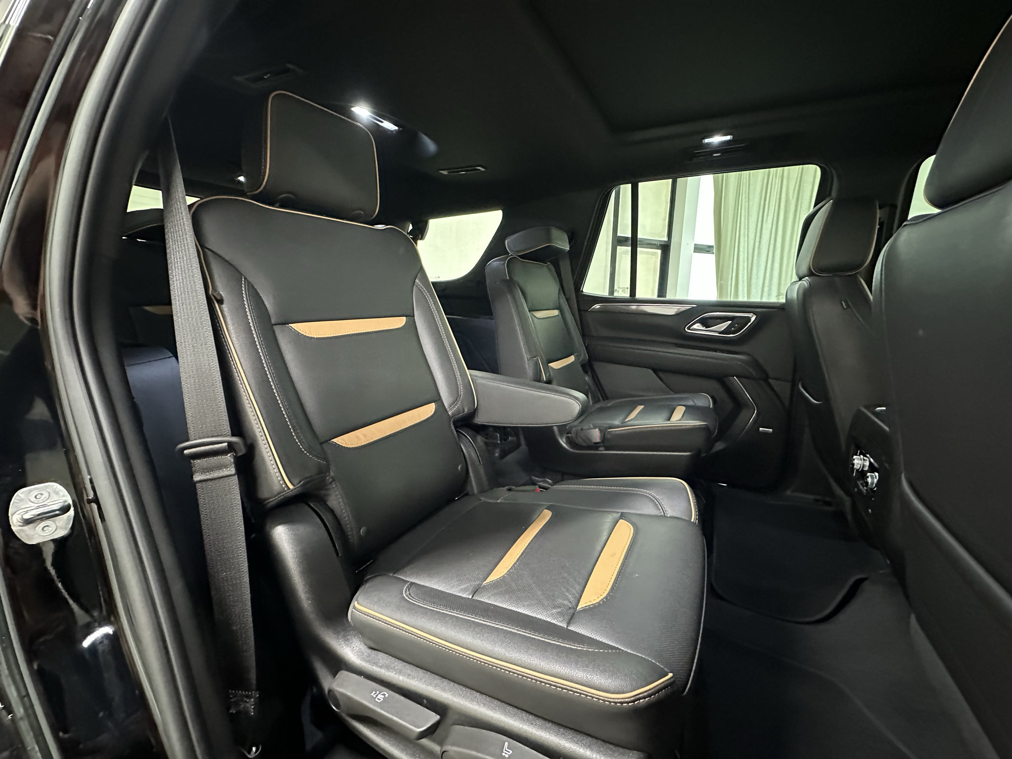 Certified 2023 GMC Yukon AT4 w/ Technology Package AWD/4WD image 18