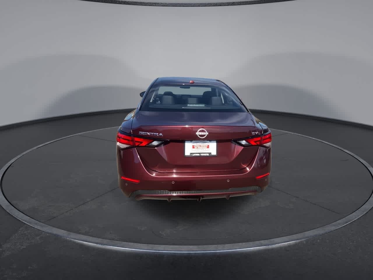 Used 2024 Nissan Sentra SV FWD image 8