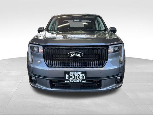 Used 2025 Ford Maverick Lobo image 2