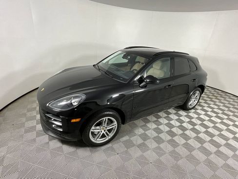 Used 2020 Porsche Macan image 9