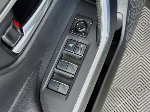 Used 2019 Toyota RAV4 XLE Premium FWD image 20