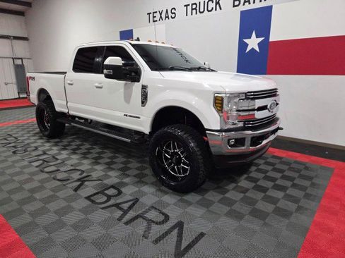 Used 2019 Ford F250 Lariat w/ Lariat Value Package image 15
