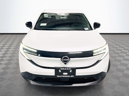 New 2026 Nissan Leaf SV+ w/ Illuminated Package FWD image 2