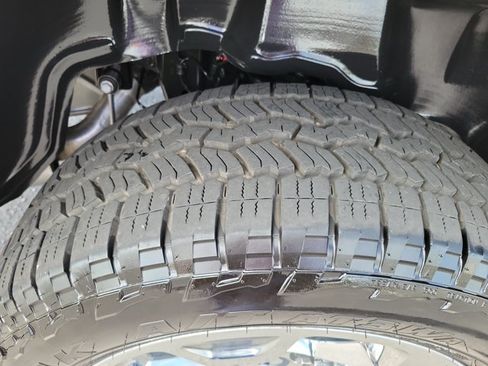 Used 2026 RAM 1500 Big Horn AWD/4WD image 10