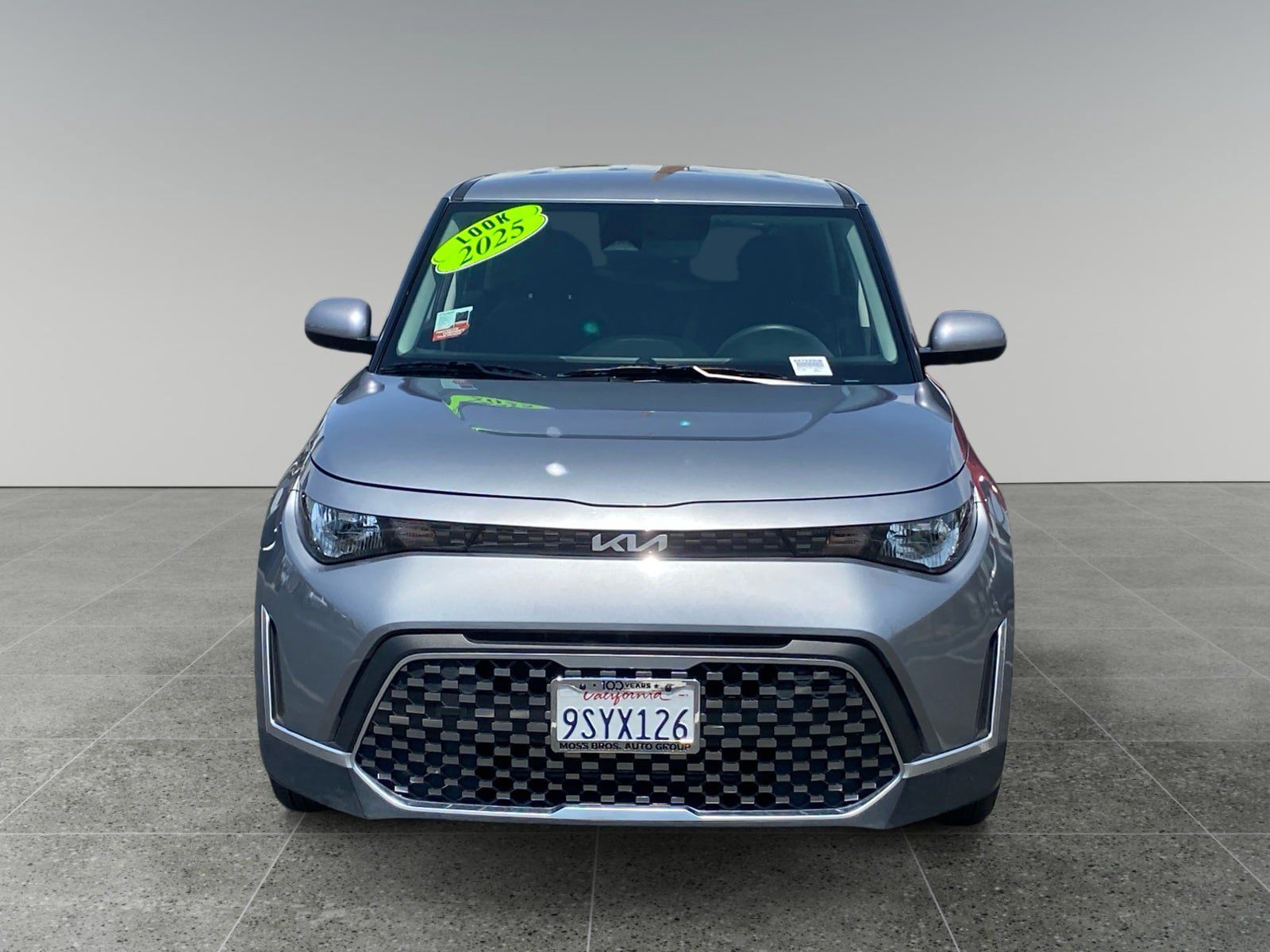 Used 2025 Kia Soul LX FWD image 8