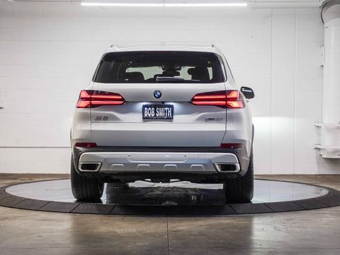 Used 2026 BMW X5 sDrive40i w/ Premium Package RWD image 5