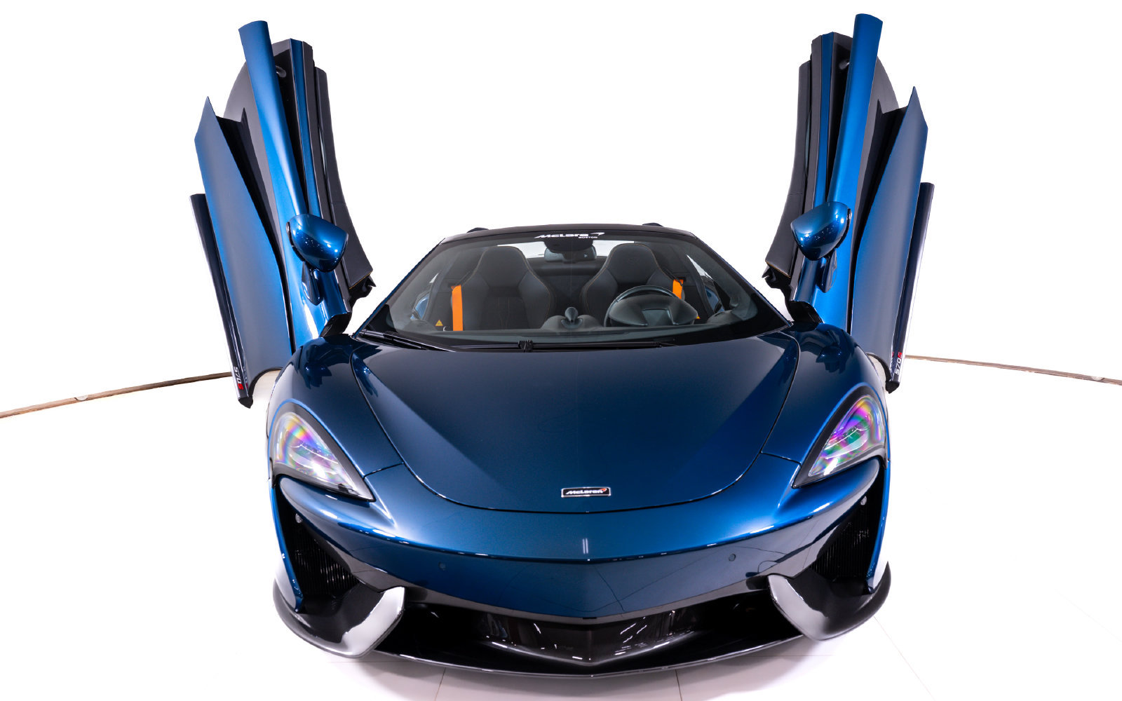 Used 2018 McLaren 570S Spider RWD image 11