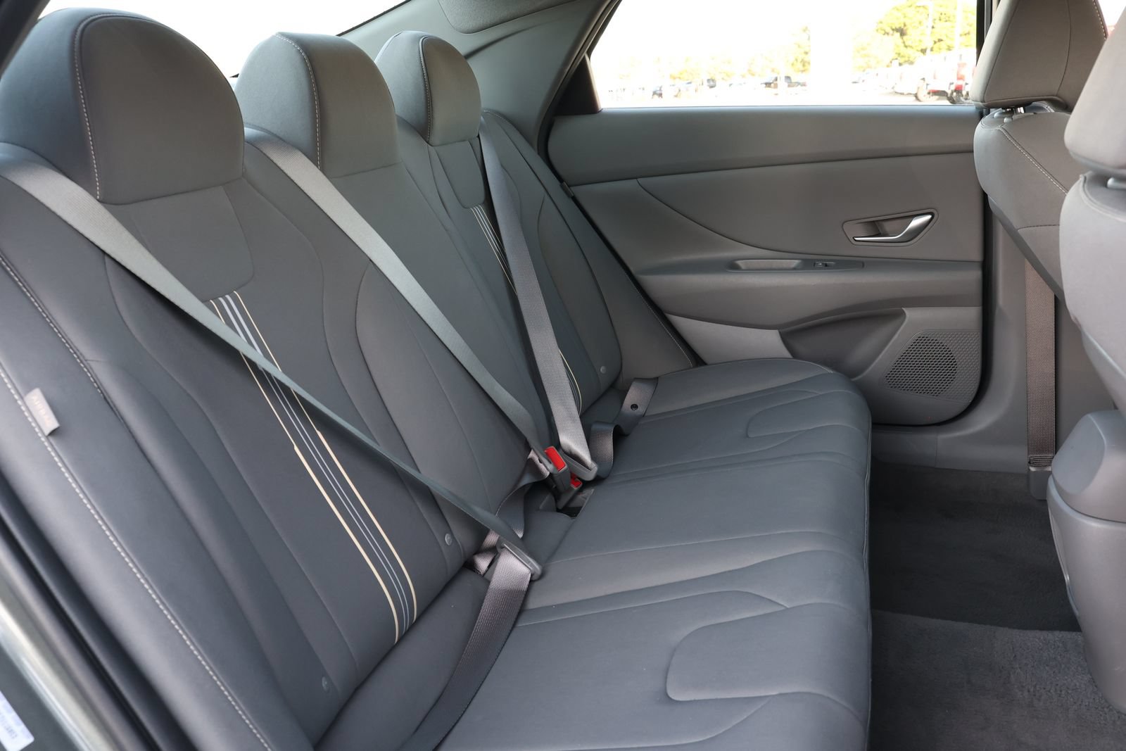 Used 2026 Hyundai Elantra Sport FWD image 31