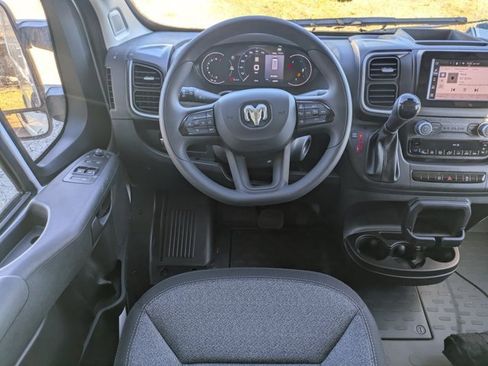 New 2026 RAM ProMaster 2500 w/ Quick Order Package 22G SLT image 15