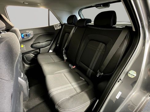 New 2026 Hyundai Venue SEL FWD image 18