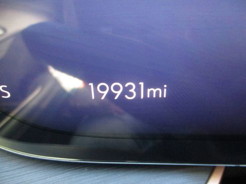Used 2025 Buick Envision Sport Touring AWD/4WD image 17