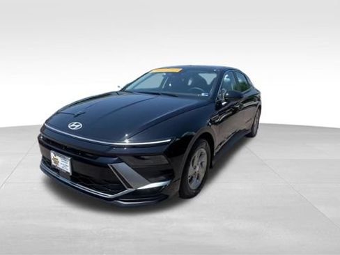 Used 2026 Hyundai Sonata SE FWD image 13