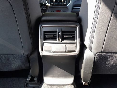 Used 2024 Subaru Forester Premium AWD/4WD image 31