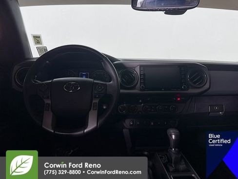 Used 2022 Toyota Tacoma TRD Off-Road w/ TRD Premium Off Road Package AWD/4WD image 28