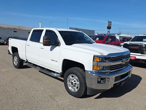 Used 2016 Chevrolet Silverado 2500 LT w/ All Star Edition AWD/4WD image 2