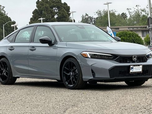 Used 2026 Honda Civic Sport image 2