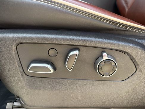 Used 2023 GMC Sierra 1500 Denali Ultimate image 32