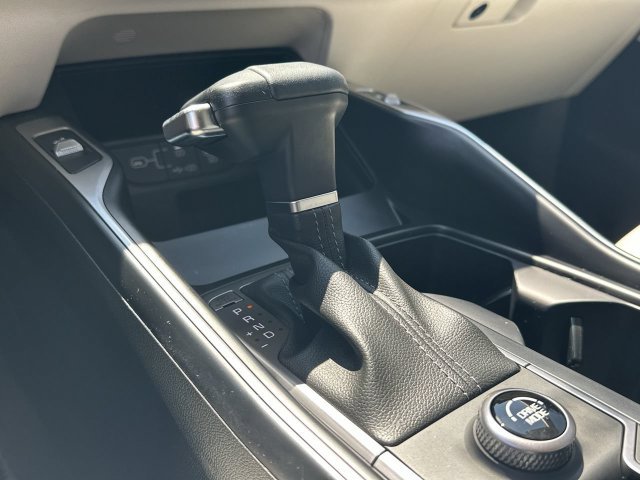 Used 2025 Kia Sorento EX w/ Panoramic Sunroof Package FWD image 16