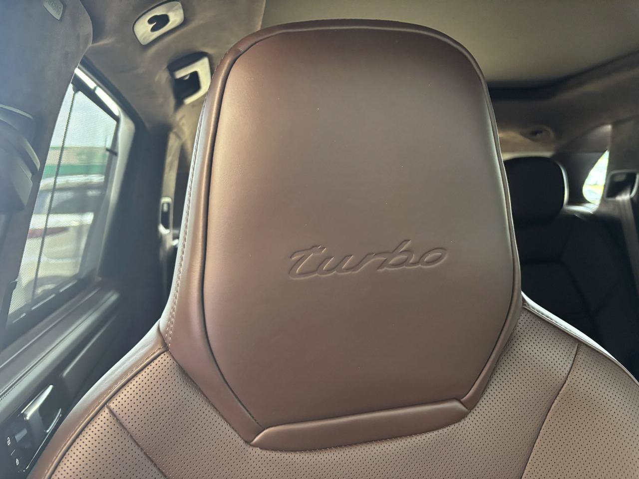 Used 2023 Porsche Cayenne Turbo AWD/4WD image 28