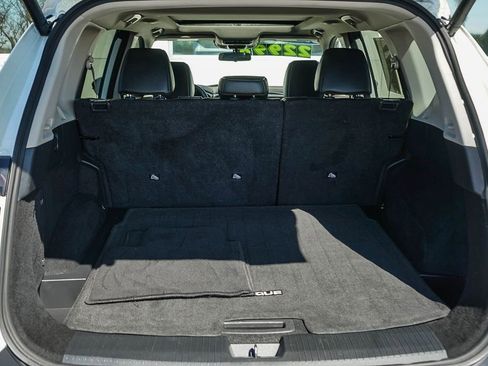 Used 2022 Nissan Rogue SV w/ SV Premium Package image 24