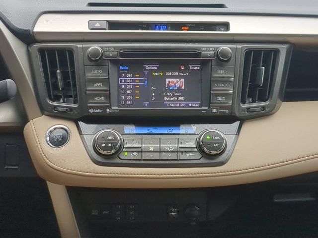 Used 2015 Toyota RAV4 Limited w/ Technology Package AWD/4WD image 17