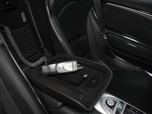 Used 2006 Mercedes-Benz SLR image 32