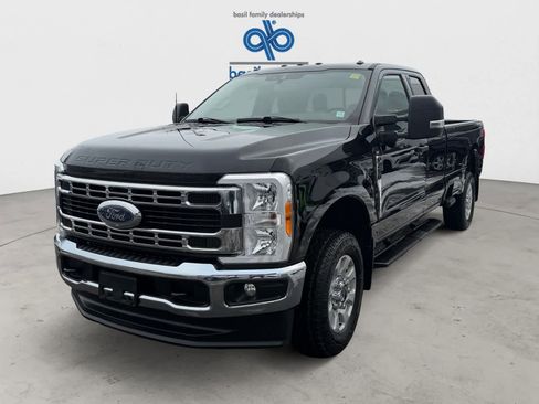 Used 2023 Ford F250 XLT w/ 360-Degree Camera Package image 3