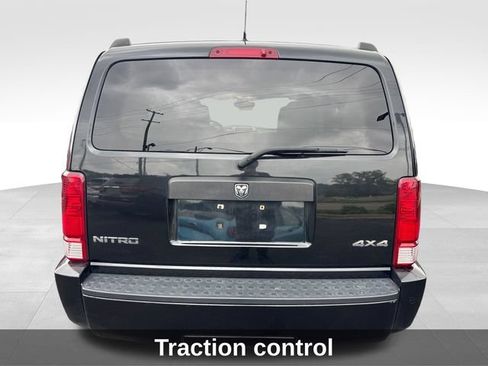 Used 2008 Dodge Nitro SXT AWD/4WD image 4