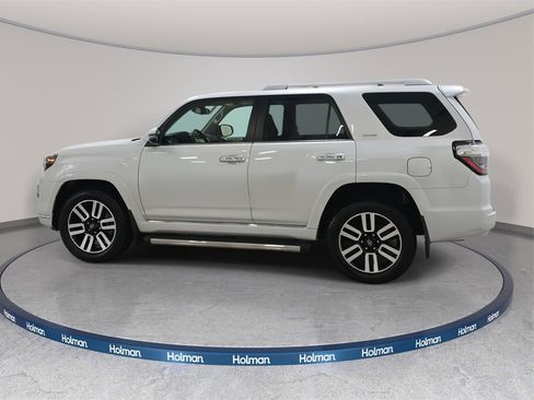 Used 2024 Toyota 4Runner Limited image 9