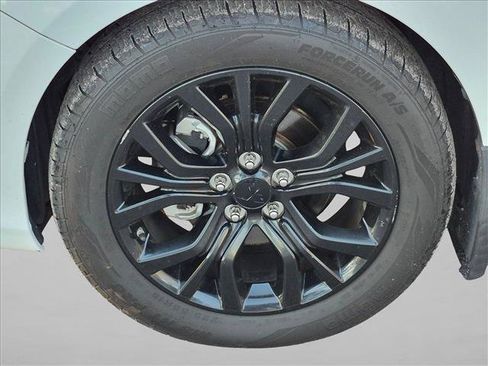 Used 2012 Toyota Camry LE FWD image 15