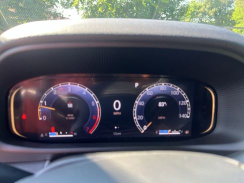 Used 2025 Jeep Wagoneer Series II AWD/4WD image 17