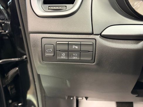 Used 2018 MAZDA CX-9 Touring w/ Touring Premium Package AWD/4WD image 17