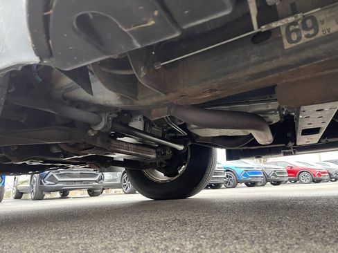 Used 2014 Chevrolet Suburban LT image 26