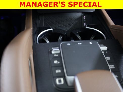 Used 2025 Mercedes-Benz GLE 450e 4MATIC image 23