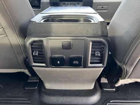 Used 2019 Ford F250 XLT w/ XLT Value Package image 16