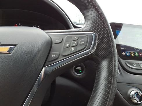 Used 2023 Chevrolet Malibu LT image 16