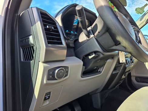 Used 2019 Ford F150 XLT image 25