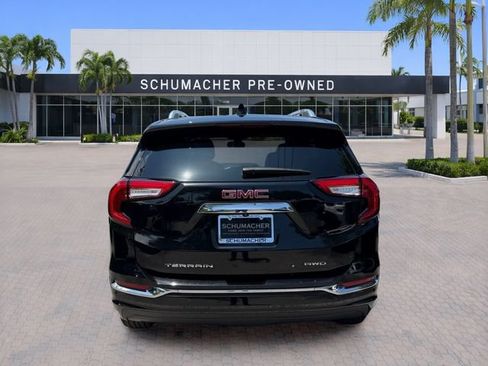 Used 2023 GMC Terrain Denali w/ Black Diamond Edition AWD/4WD image 6