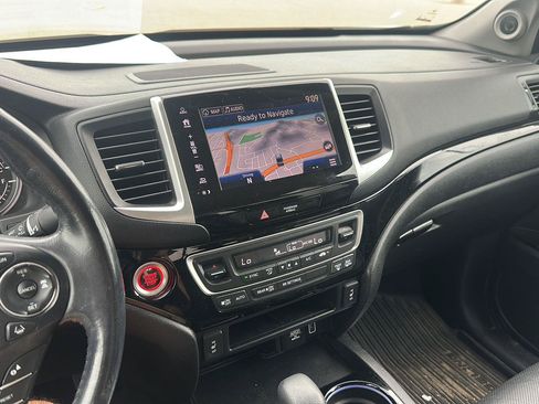 Used 2019 Honda Ridgeline RTL-E image 18