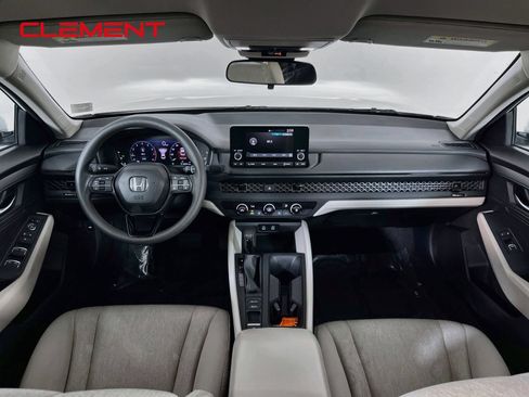Used 2024 Honda Accord LX image 11