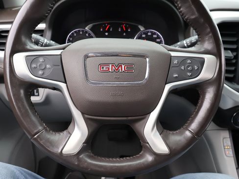 Used 2019 GMC Acadia SLT image 47