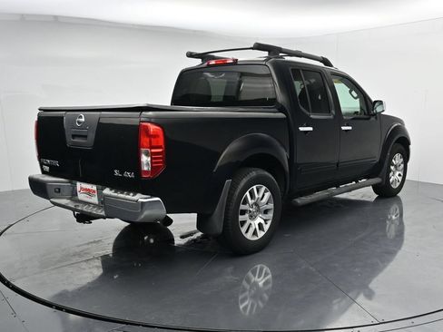 Used 2012 Nissan Frontier SL AWD/4WD image 7